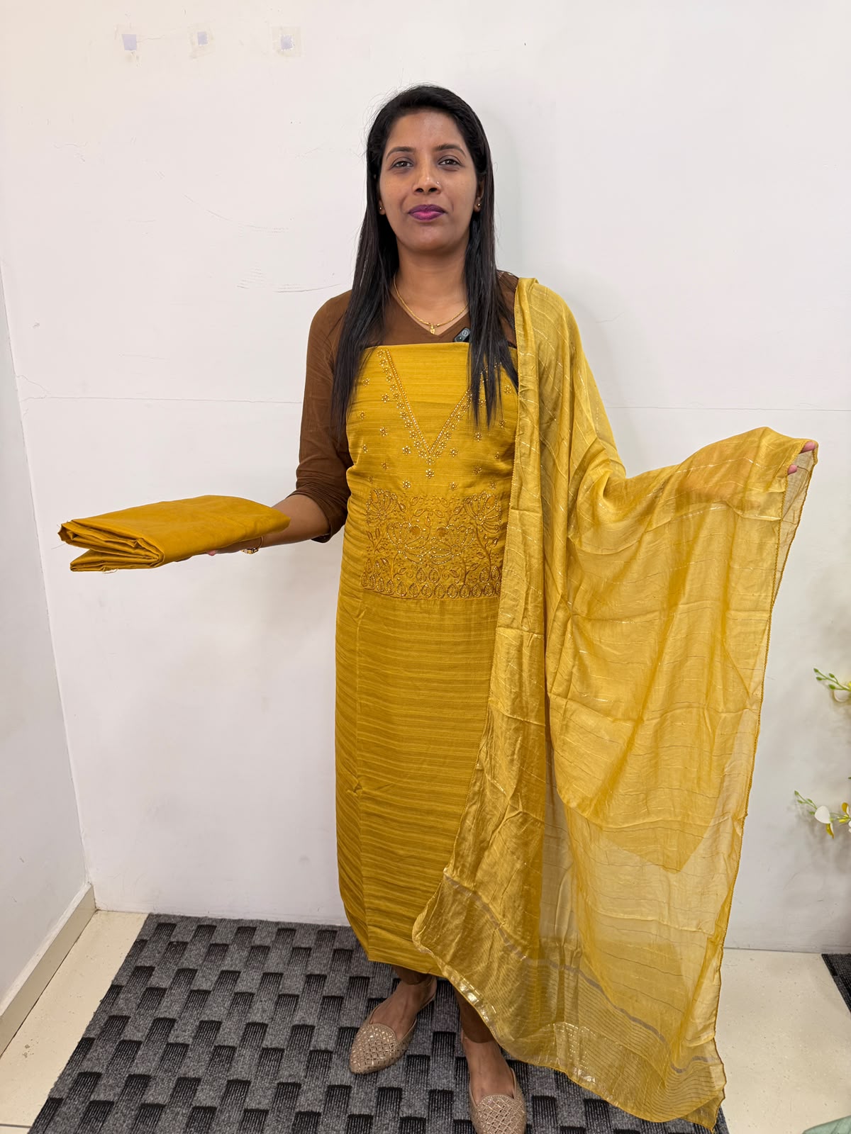 SEMI SILK PARTY WEAR LD098