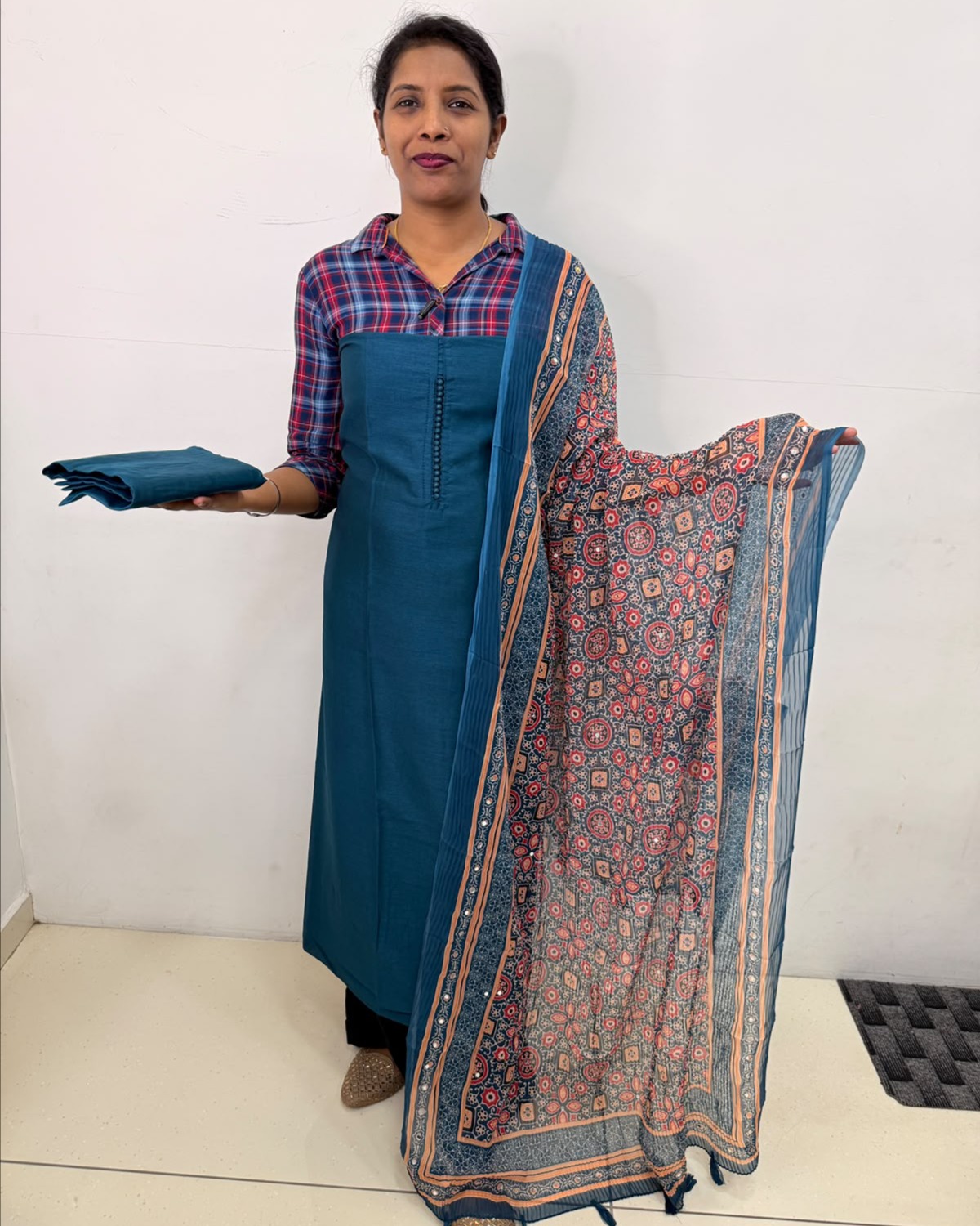 VICHITHRA SILK LD109